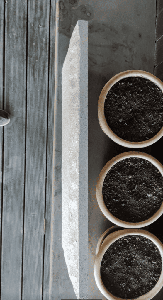 Серая Гранитная плитка Grey, Mushroom под скалу колотая купить в  Череповце